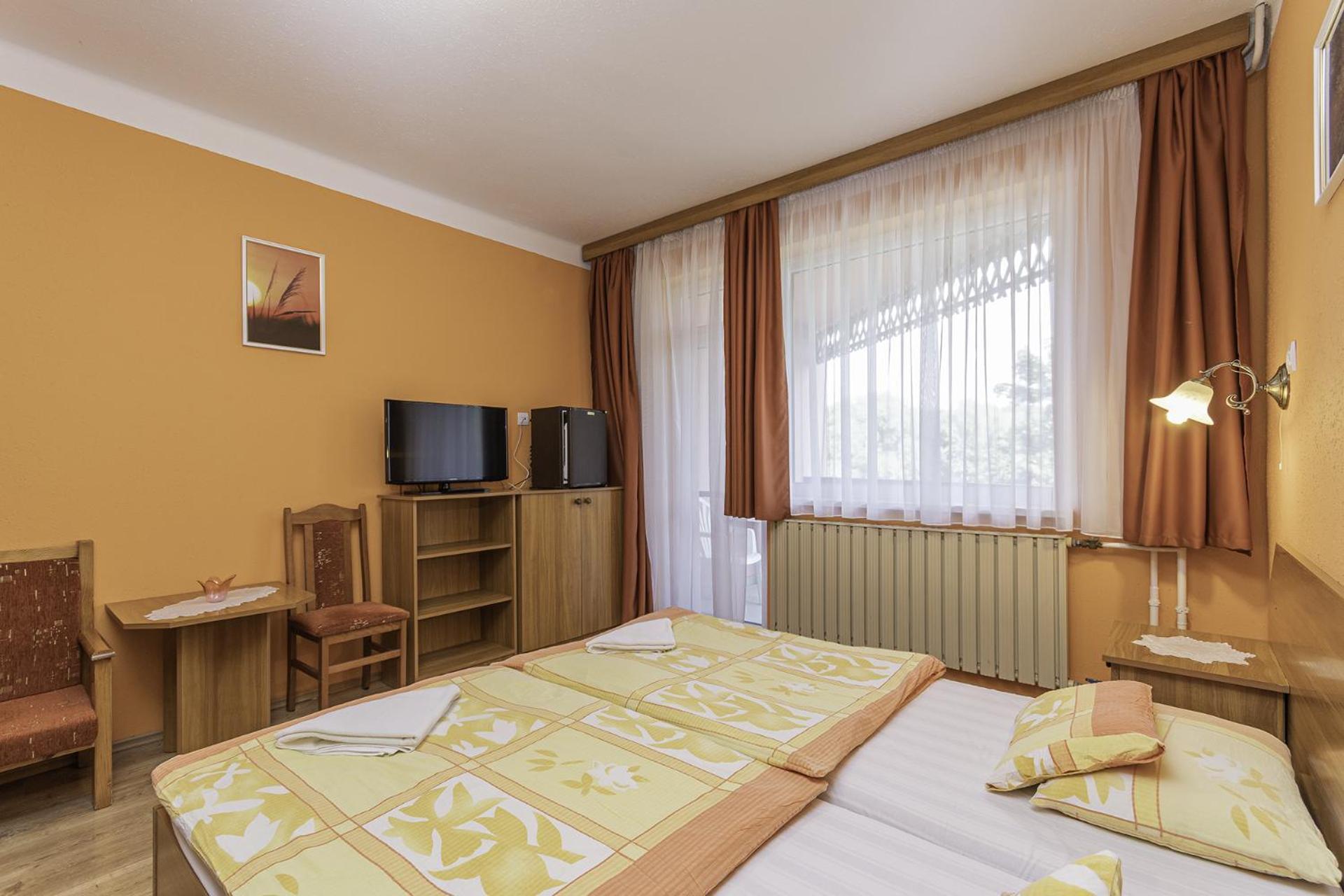 Tiszafüred Hableany Hotel מראה חיצוני תמונה
